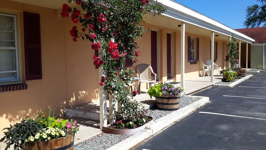 The Bay Willows Inn Middletown Esterno foto