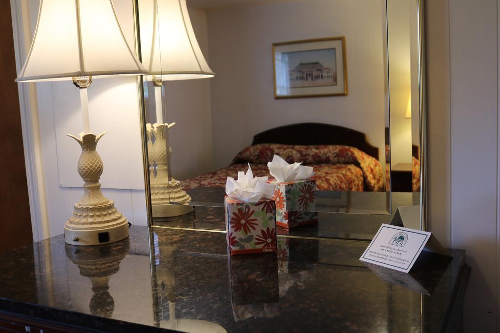 The Bay Willows Inn Middletown Esterno foto